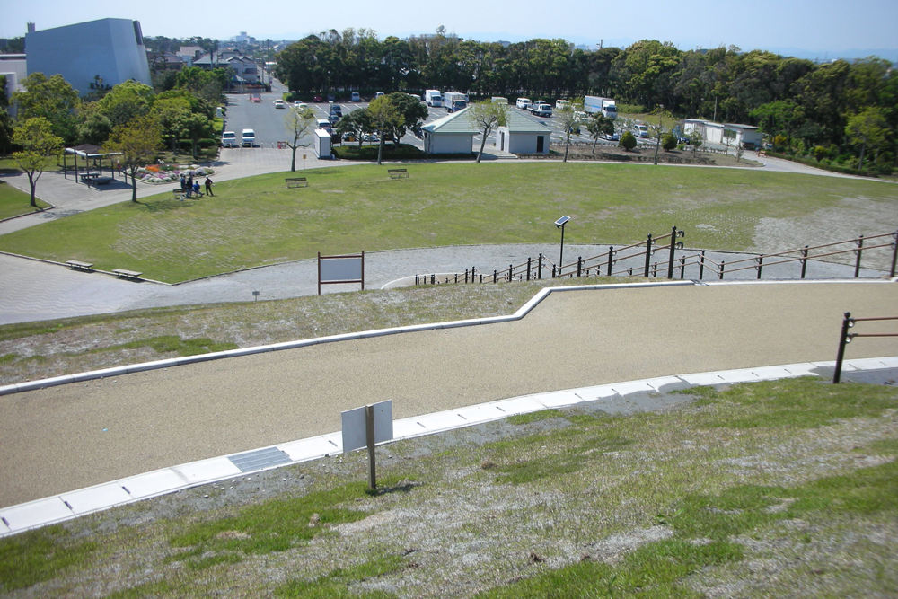 遠州灘海浜公園津波避難マウンド築造工事