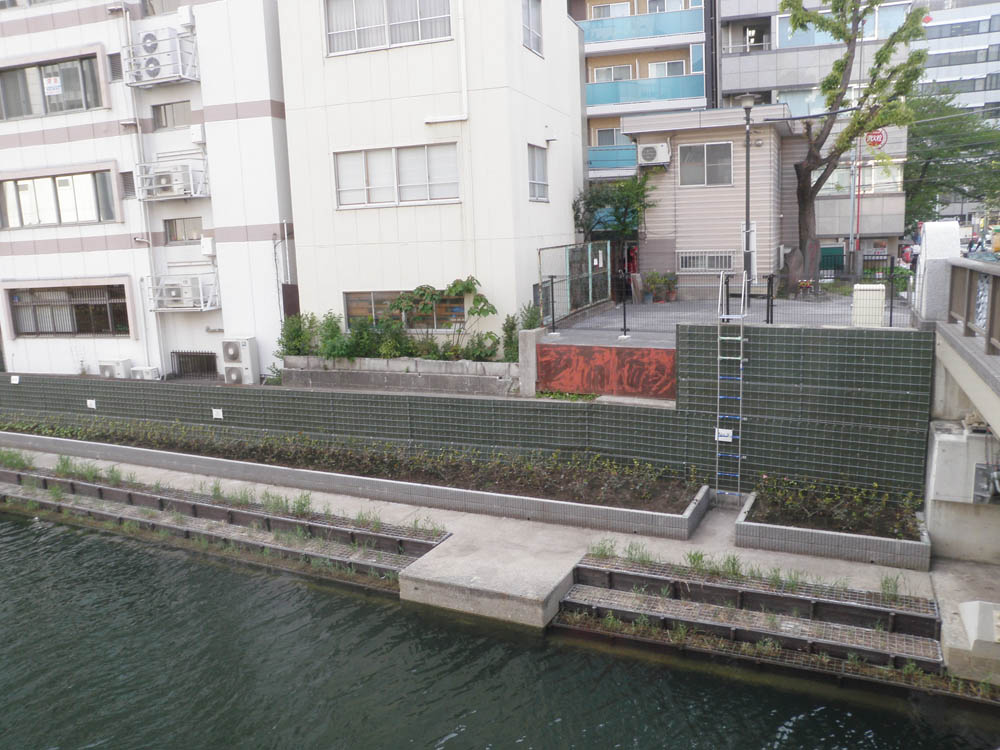 亀島川緑化工事