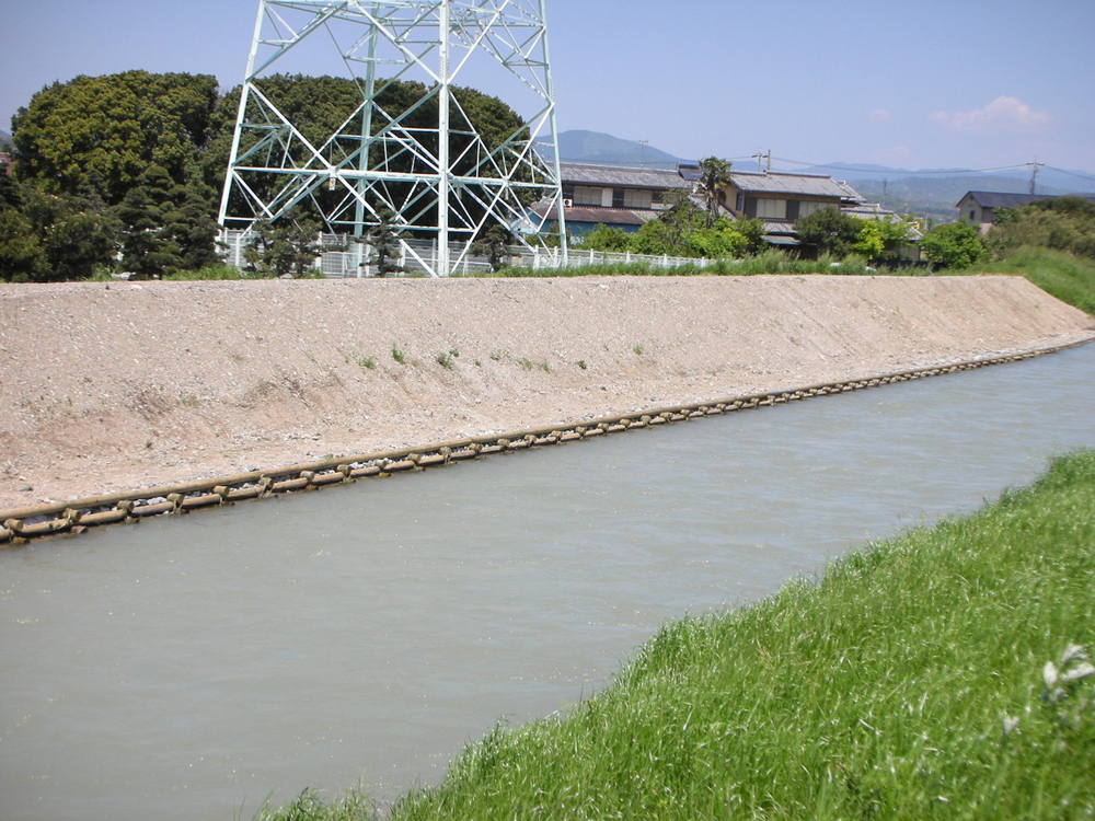 平成25年度 二級河川馬込川河川災害復旧工事 護岸工1・3工区